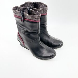 Merrell Lily Black Leather Wedge Boots Womens 8.5 Vibram Knit Cuff Slouchy Mid